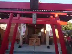 於菊稲荷神社の鳥居