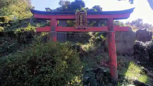 敷島神社の末社