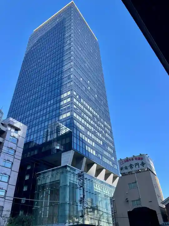 新栄稲荷神社の{uncategorized: "未分類", other: "その他", undefined: "問題あり", building: "その他建物", grave: "お墓", sacred_gate: "鳥居", guardian: "狛犬", statue: "像", buddha: "仏像", history: "歴史", nature: "自然", garden: "庭園", animal: "動物", pagoda: "塔", temizu: "手水舎", mountain_gate: "山門・神門", sanctuary: "本殿・本堂", subordinate: "末社・摂社", art: "芸術", scenery: "景色", jizo: "地蔵", ema: "絵馬", goshuin: "御朱印", omikuji: "おみくじ", items: "授与品その他", amulet: "お守り", goshuincho: "御朱印帳", eats: "食事", festival: "お祭り", votive_dance: "神楽", shichigosan: "七五三参", wedding: "結婚式", experience: "体験その他", initially: "初詣", around: "周辺", anti_infection: "感染症対策"}