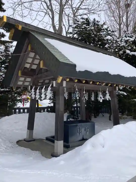 篠路神社の手水舎
