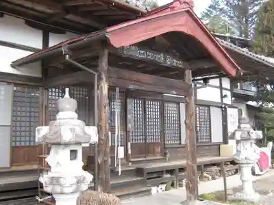 洞昌院の本殿・本堂