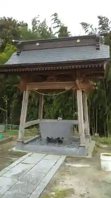 真弓神社の手水舎