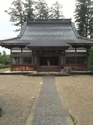 専長寺の本殿・本堂