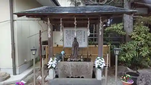 松雲寺の手水舎