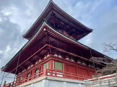 成田山平和大塔の{uncategorized: "未分類", other: "その他", undefined: "問題あり", building: "その他建物", grave: "お墓", sacred_gate: "鳥居", guardian: "狛犬", statue: "像", buddha: "仏像", history: "歴史", nature: "自然", garden: "庭園", animal: "動物", pagoda: "塔", temizu: "手水舎", mountain_gate: "山門・神門", sanctuary: "本殿・本堂", subordinate: "末社・摂社", art: "芸術", scenery: "景色", jizo: "地蔵", ema: "絵馬", goshuin: "御朱印", omikuji: "おみくじ", items: "授与品その他", amulet: "お守り", goshuincho: "御朱印帳", eats: "食事", festival: "お祭り", votive_dance: "神楽", shichigosan: "七五三参", wedding: "結婚式", experience: "体験その他", initially: "初詣", around: "周辺", anti_infection: "感染症対策"}