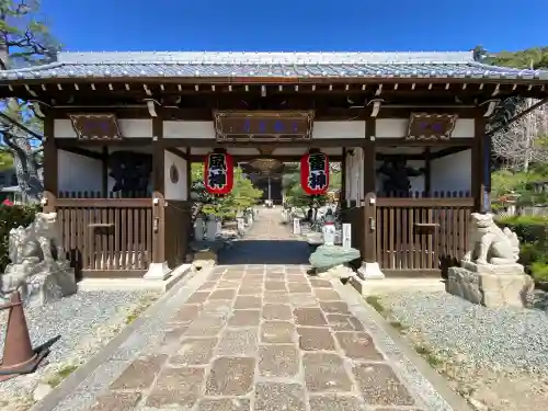 明星院の{uncategorized: "未分類", other: "その他", undefined: "問題あり", building: "その他建物", grave: "お墓", sacred_gate: "鳥居", guardian: "狛犬", statue: "像", buddha: "仏像", history: "歴史", nature: "自然", garden: "庭園", animal: "動物", pagoda: "塔", temizu: "手水舎", mountain_gate: "山門・神門", sanctuary: "本殿・本堂", subordinate: "末社・摂社", art: "芸術", scenery: "景色", jizo: "地蔵", ema: "絵馬", goshuin: "御朱印", omikuji: "おみくじ", items: "授与品その他", amulet: "お守り", goshuincho: "御朱印帳", eats: "食事", festival: "お祭り", votive_dance: "神楽", shichigosan: "七五三参", wedding: "結婚式", experience: "体験その他", initially: "初詣", around: "周辺", anti_infection: "感染症対策"}
