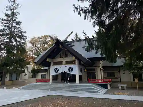 帯廣神社の本殿・本堂