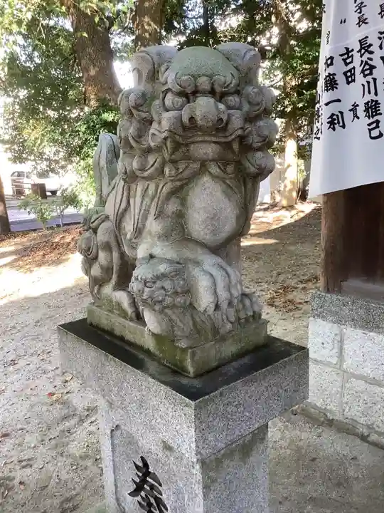 貴船社(貴船町)の狛犬