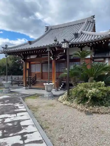 安楽寺の本殿・本堂