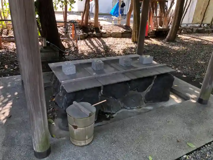 須原大社の手水舎