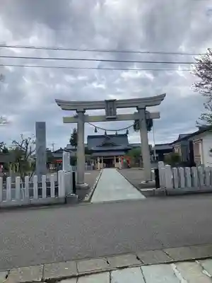 總社 和田八幡宮の鳥居