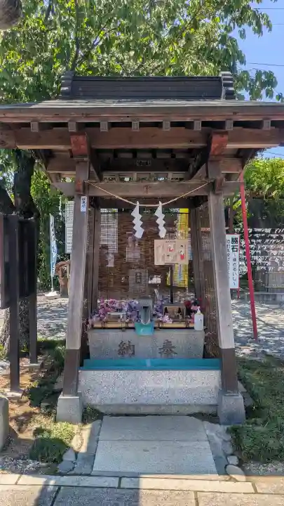 鹿島神社の{uncategorized: "未分類", other: "その他", undefined: "問題あり", building: "その他建物", grave: "お墓", sacred_gate: "鳥居", guardian: "狛犬", statue: "像", buddha: "仏像", history: "歴史", nature: "自然", garden: "庭園", animal: "動物", pagoda: "塔", temizu: "手水舎", mountain_gate: "山門・神門", sanctuary: "本殿・本堂", subordinate: "末社・摂社", art: "芸術", scenery: "景色", jizo: "地蔵", ema: "絵馬", goshuin: "御朱印", omikuji: "おみくじ", items: "授与品その他", amulet: "お守り", goshuincho: "御朱印帳", eats: "食事", festival: "お祭り", votive_dance: "神楽", shichigosan: "七五三参", wedding: "結婚式", experience: "体験その他", initially: "初詣", around: "周辺", anti_infection: "感染症対策"}