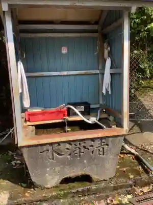 網掛不動明王の手水舎