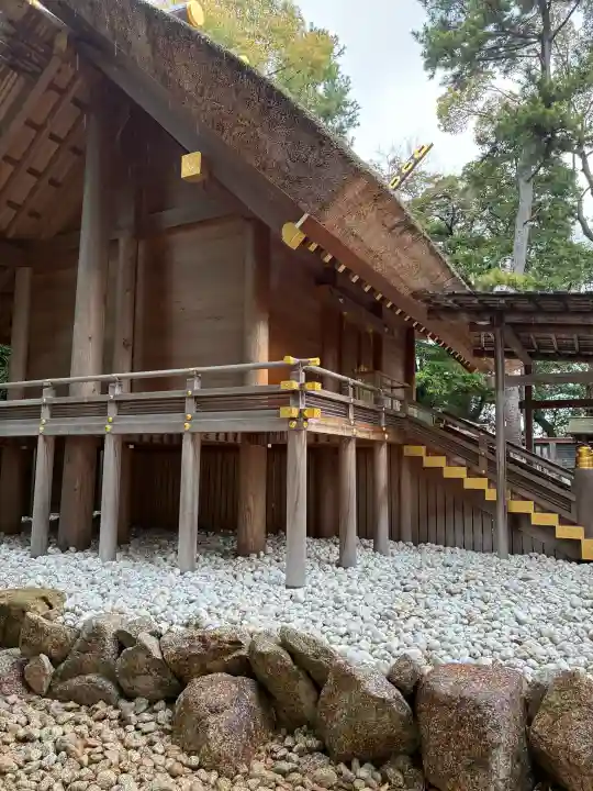 伊勢山皇大神宮の{uncategorized: "未分類", other: "その他", undefined: "問題あり", building: "その他建物", grave: "お墓", sacred_gate: "鳥居", guardian: "狛犬", statue: "像", buddha: "仏像", history: "歴史", nature: "自然", garden: "庭園", animal: "動物", pagoda: "塔", temizu: "手水舎", mountain_gate: "山門・神門", sanctuary: "本殿・本堂", subordinate: "末社・摂社", art: "芸術", scenery: "景色", jizo: "地蔵", ema: "絵馬", goshuin: "御朱印", omikuji: "おみくじ", items: "授与品その他", amulet: "お守り", goshuincho: "御朱印帳", eats: "食事", festival: "お祭り", votive_dance: "神楽", shichigosan: "七五三参", wedding: "結婚式", experience: "体験その他", initially: "初詣", around: "周辺", anti_infection: "感染症対策"}