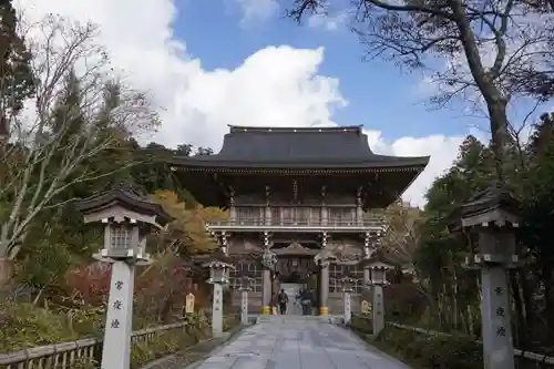 秋葉山本宮 秋葉神社 上社の山門・神門