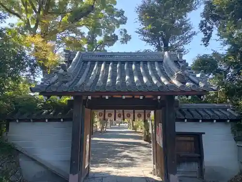 水無瀬神宮の山門・神門
