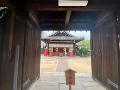 粟嶋堂宗徳寺の山門・神門