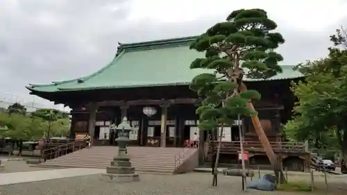 護国寺の本殿・本堂