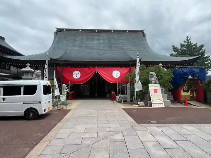 邇保姫神社の{uncategorized: "未分類", other: "その他", undefined: "問題あり", building: "その他建物", grave: "お墓", sacred_gate: "鳥居", guardian: "狛犬", statue: "像", buddha: "仏像", history: "歴史", nature: "自然", garden: "庭園", animal: "動物", pagoda: "塔", temizu: "手水舎", mountain_gate: "山門・神門", sanctuary: "本殿・本堂", subordinate: "末社・摂社", art: "芸術", scenery: "景色", jizo: "地蔵", ema: "絵馬", goshuin: "御朱印", omikuji: "おみくじ", items: "授与品その他", amulet: "お守り", goshuincho: "御朱印帳", eats: "食事", festival: "お祭り", votive_dance: "神楽", shichigosan: "七五三参", wedding: "結婚式", experience: "体験その他", initially: "初詣", around: "周辺", anti_infection: "感染症対策"}