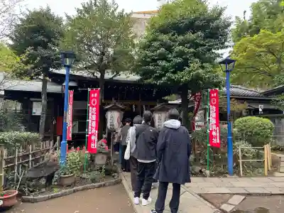 花園稲荷神社の{uncategorized: "未分類", other: "その他", undefined: "問題あり", building: "その他建物", grave: "お墓", sacred_gate: "鳥居", guardian: "狛犬", statue: "像", buddha: "仏像", history: "歴史", nature: "自然", garden: "庭園", animal: "動物", pagoda: "塔", temizu: "手水舎", mountain_gate: "山門・神門", sanctuary: "本殿・本堂", subordinate: "末社・摂社", art: "芸術", scenery: "景色", jizo: "地蔵", ema: "絵馬", goshuin: "御朱印", omikuji: "おみくじ", items: "授与品その他", amulet: "お守り", goshuincho: "御朱印帳", eats: "食事", festival: "お祭り", votive_dance: "神楽", shichigosan: "七五三参", wedding: "結婚式", experience: "体験その他", initially: "初詣", around: "周辺", anti_infection: "感染症対策"}