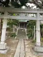 八雲神社(鎌倉・西御門)の{uncategorized: "未分類", other: "その他", undefined: "問題あり", building: "その他建物", grave: "お墓", sacred_gate: "鳥居", guardian: "狛犬", statue: "像", buddha: "仏像", history: "歴史", nature: "自然", garden: "庭園", animal: "動物", pagoda: "塔", temizu: "手水舎", mountain_gate: "山門・神門", sanctuary: "本殿・本堂", subordinate: "末社・摂社", art: "芸術", scenery: "景色", jizo: "地蔵", ema: "絵馬", goshuin: "御朱印", omikuji: "おみくじ", items: "授与品その他", amulet: "お守り", goshuincho: "御朱印帳", eats: "食事", festival: "お祭り", votive_dance: "神楽", shichigosan: "七五三参", wedding: "結婚式", experience: "体験その他", initially: "初詣", around: "周辺", anti_infection: "感染症対策"}