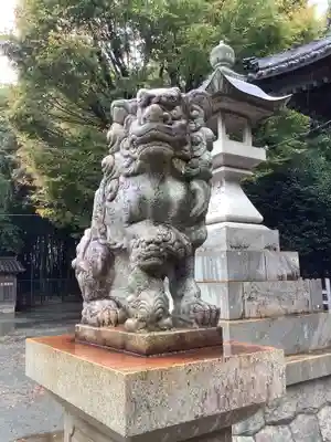 豊川進雄神社の狛犬