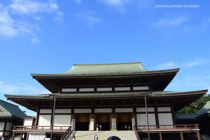 成田山新勝寺の本殿・本堂