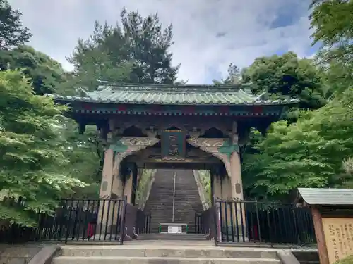 狭山山不動寺の山門・神門