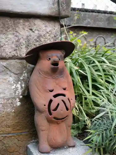 柳森神社の{uncategorized: "未分類", other: "その他", undefined: "問題あり", building: "その他建物", grave: "お墓", sacred_gate: "鳥居", guardian: "狛犬", statue: "像", buddha: "仏像", history: "歴史", nature: "自然", garden: "庭園", animal: "動物", pagoda: "塔", temizu: "手水舎", mountain_gate: "山門・神門", sanctuary: "本殿・本堂", subordinate: "末社・摂社", art: "芸術", scenery: "景色", jizo: "地蔵", ema: "絵馬", goshuin: "御朱印", omikuji: "おみくじ", items: "授与品その他", amulet: "お守り", goshuincho: "御朱印帳", eats: "食事", festival: "お祭り", votive_dance: "神楽", shichigosan: "七五三参", wedding: "結婚式", experience: "体験その他", initially: "初詣", around: "周辺", anti_infection: "感染症対策"}