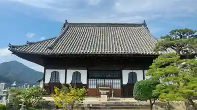 頼久寺の本殿・本堂