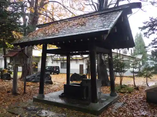 妹背牛神社の手水舎