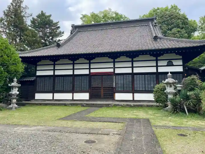 永泉寺の{uncategorized: "未分類", other: "その他", undefined: "問題あり", building: "その他建物", grave: "お墓", sacred_gate: "鳥居", guardian: "狛犬", statue: "像", buddha: "仏像", history: "歴史", nature: "自然", garden: "庭園", animal: "動物", pagoda: "塔", temizu: "手水舎", mountain_gate: "山門・神門", sanctuary: "本殿・本堂", subordinate: "末社・摂社", art: "芸術", scenery: "景色", jizo: "地蔵", ema: "絵馬", goshuin: "御朱印", omikuji: "おみくじ", items: "授与品その他", amulet: "お守り", goshuincho: "御朱印帳", eats: "食事", festival: "お祭り", votive_dance: "神楽", shichigosan: "七五三参", wedding: "結婚式", experience: "体験その他", initially: "初詣", around: "周辺", anti_infection: "感染症対策"}