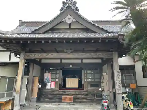 那古寺の本殿・本堂