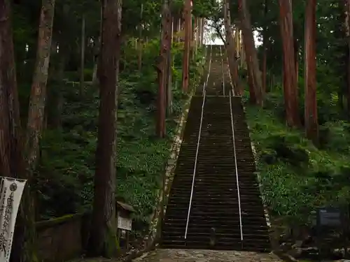 久遠寺の建物その他