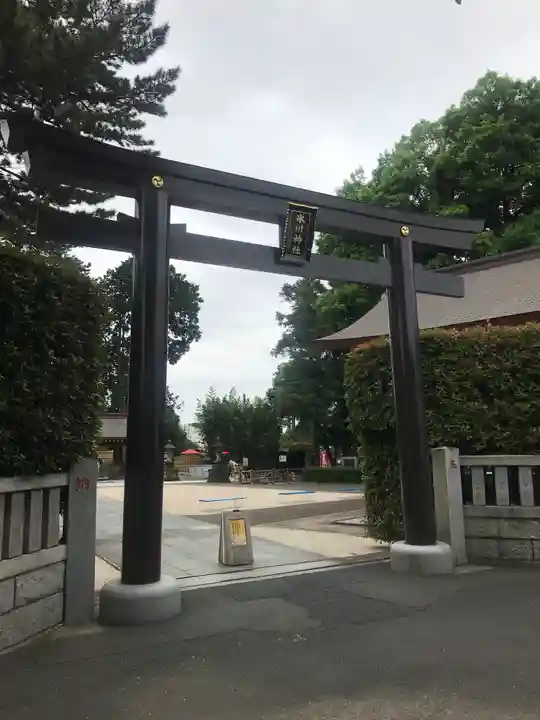 中野沼袋氷川神社の鳥居