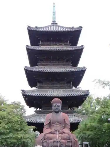 八事山 興正寺の仏像