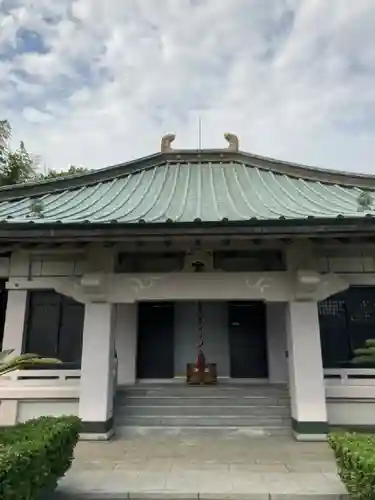 遍照寺の本殿・本堂