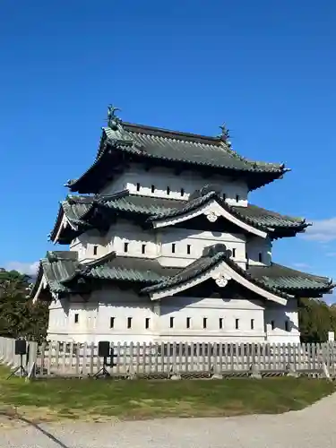 青森縣護國神社の建物その他