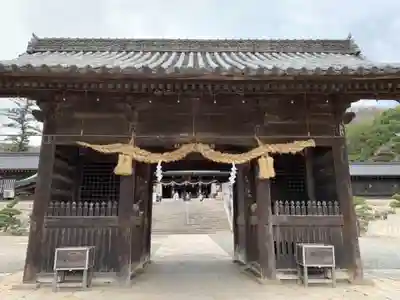 吉備津彦神社の山門・神門