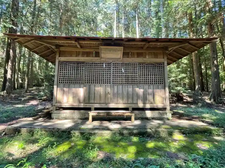 薬利神社の本殿・本堂