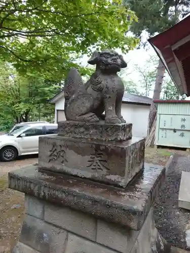 鷹栖神社の狛犬