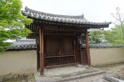 宗源寺の山門・神門