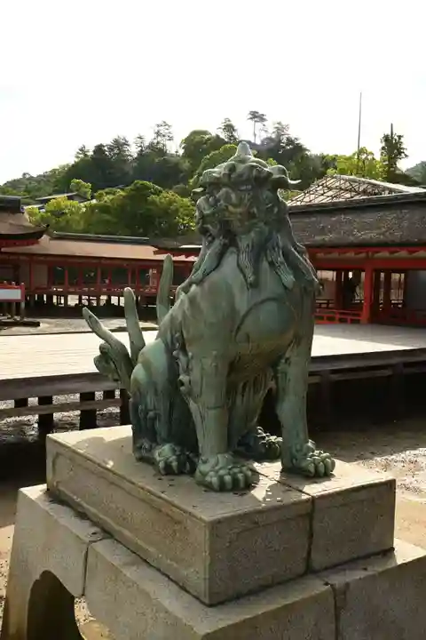 厳島神社(広島県)