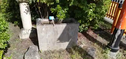 八幡神社（矢納神社）の手水舎