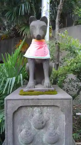 王子稲荷神社の狛犬