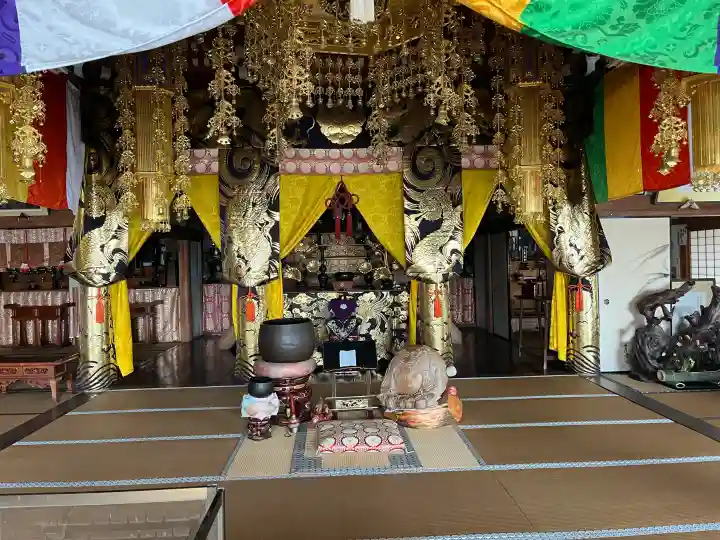 月桂院の{uncategorized: "未分類", other: "その他", undefined: "問題あり", building: "その他建物", grave: "お墓", sacred_gate: "鳥居", guardian: "狛犬", statue: "像", buddha: "仏像", history: "歴史", nature: "自然", garden: "庭園", animal: "動物", pagoda: "塔", temizu: "手水舎", mountain_gate: "山門・神門", sanctuary: "本殿・本堂", subordinate: "末社・摂社", art: "芸術", scenery: "景色", jizo: "地蔵", ema: "絵馬", goshuin: "御朱印", omikuji: "おみくじ", items: "授与品その他", amulet: "お守り", goshuincho: "御朱印帳", eats: "食事", festival: "お祭り", votive_dance: "神楽", shichigosan: "七五三参", wedding: "結婚式", experience: "体験その他", initially: "初詣", around: "周辺", anti_infection: "感染症対策"}