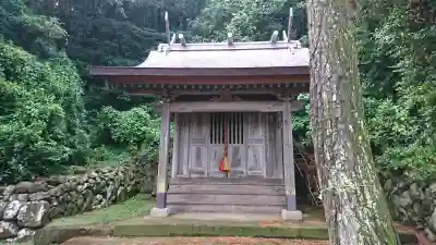 竜神宮の{uncategorized: "未分類", other: "その他", undefined: "問題あり", building: "その他建物", grave: "お墓", sacred_gate: "鳥居", guardian: "狛犬", statue: "像", buddha: "仏像", history: "歴史", nature: "自然", garden: "庭園", animal: "動物", pagoda: "塔", temizu: "手水舎", mountain_gate: "山門・神門", sanctuary: "本殿・本堂", subordinate: "末社・摂社", art: "芸術", scenery: "景色", jizo: "地蔵", ema: "絵馬", goshuin: "御朱印", omikuji: "おみくじ", items: "授与品その他", amulet: "お守り", goshuincho: "御朱印帳", eats: "食事", festival: "お祭り", votive_dance: "神楽", shichigosan: "七五三参", wedding: "結婚式", experience: "体験その他", initially: "初詣", around: "周辺", anti_infection: "感染症対策"}