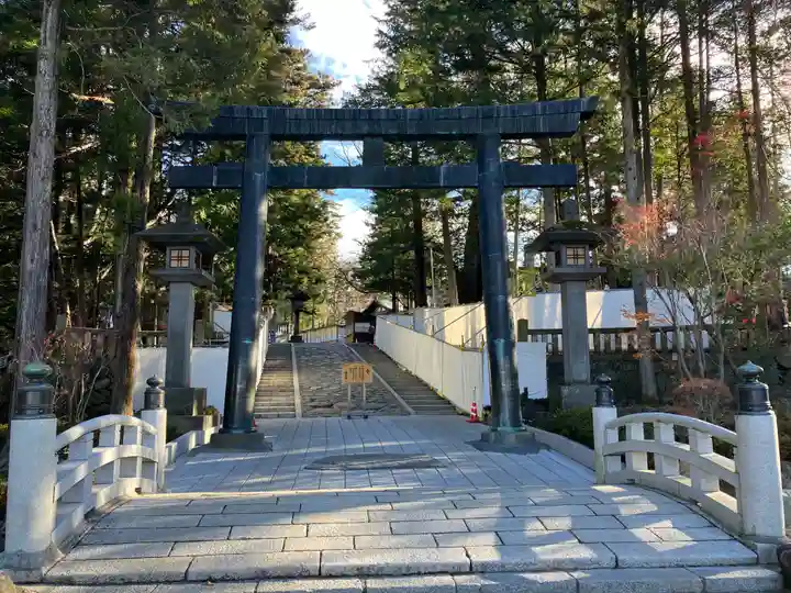 諏訪大社下社秋宮(長野県)