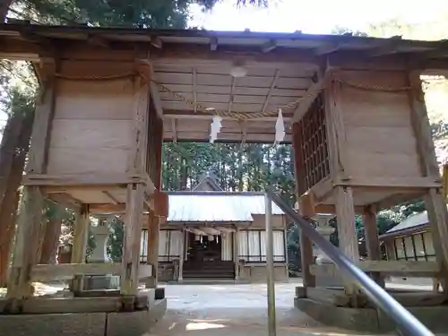 比太神社の山門・神門