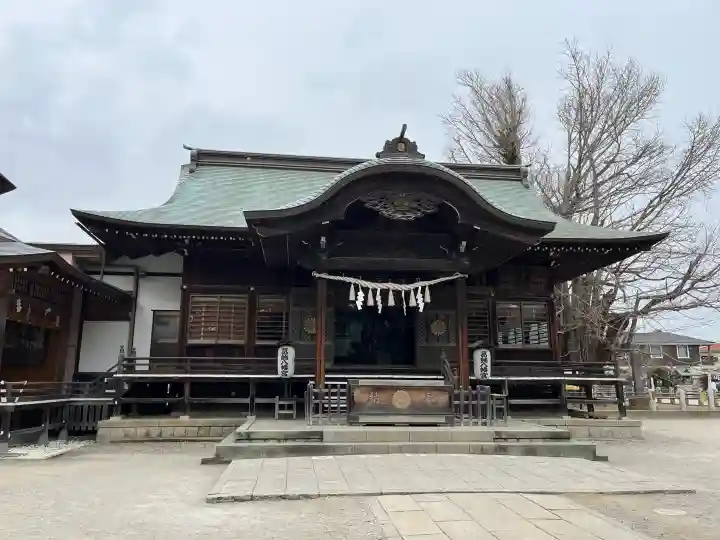 葛飾八幡宮の{uncategorized: "未分類", other: "その他", undefined: "問題あり", building: "その他建物", grave: "お墓", sacred_gate: "鳥居", guardian: "狛犬", statue: "像", buddha: "仏像", history: "歴史", nature: "自然", garden: "庭園", animal: "動物", pagoda: "塔", temizu: "手水舎", mountain_gate: "山門・神門", sanctuary: "本殿・本堂", subordinate: "末社・摂社", art: "芸術", scenery: "景色", jizo: "地蔵", ema: "絵馬", goshuin: "御朱印", omikuji: "おみくじ", items: "授与品その他", amulet: "お守り", goshuincho: "御朱印帳", eats: "食事", festival: "お祭り", votive_dance: "神楽", shichigosan: "七五三参", wedding: "結婚式", experience: "体験その他", initially: "初詣", around: "周辺", anti_infection: "感染症対策"}